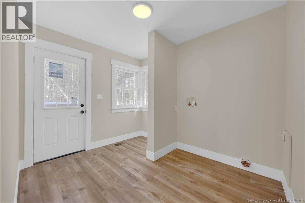 327 ROBERTSON ROAD - 26