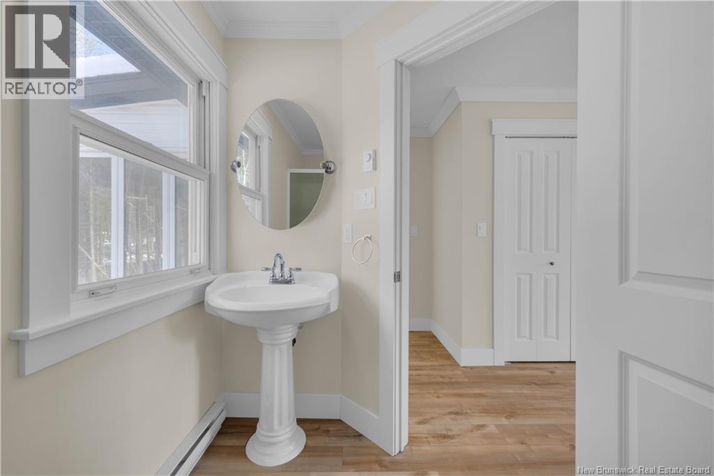 327 ROBERTSON ROAD - 18