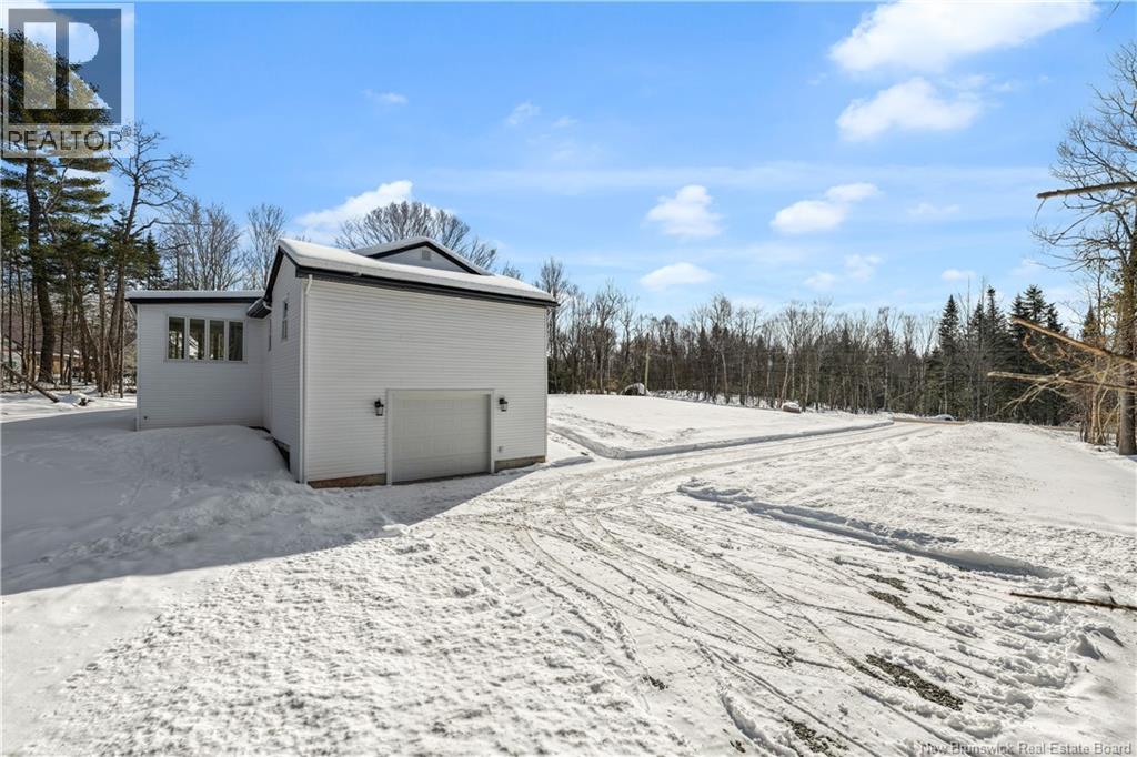 327 ROBERTSON ROAD - 39