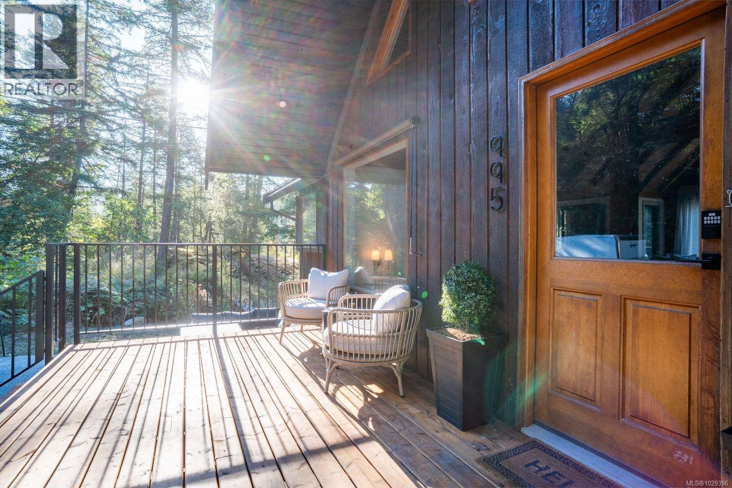 995 NANAIMO RIVER RD - 25