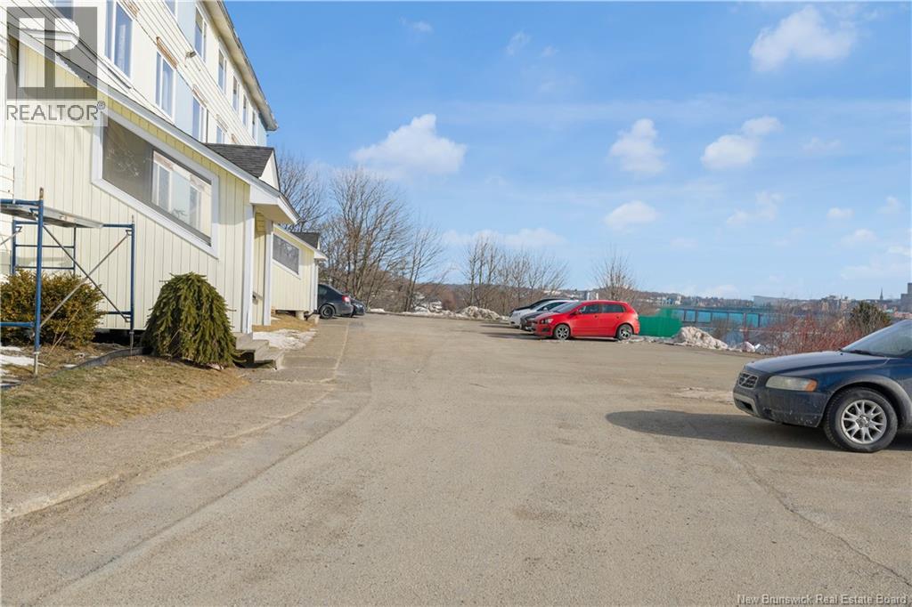 #B213 500 DOUGLAS AVENUE - 7