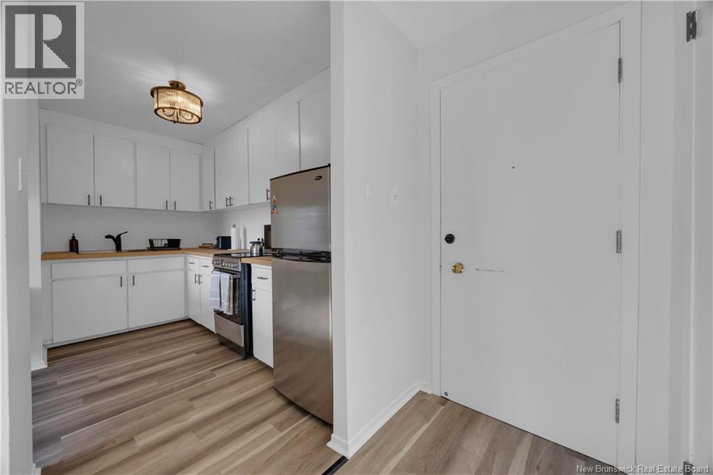 #B213 500 DOUGLAS AVENUE - 9