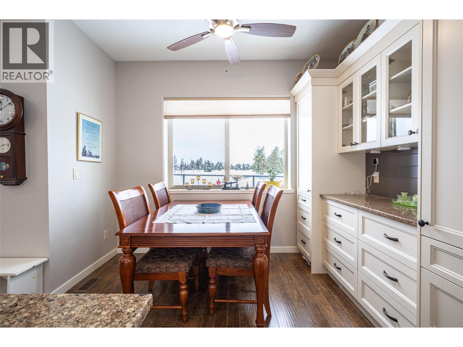 #27 2444 YORK AVENUE - 13