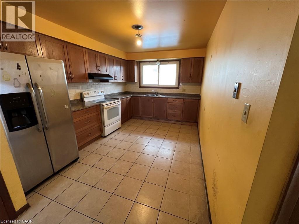 185 LAVINA CRESCENT - 11
