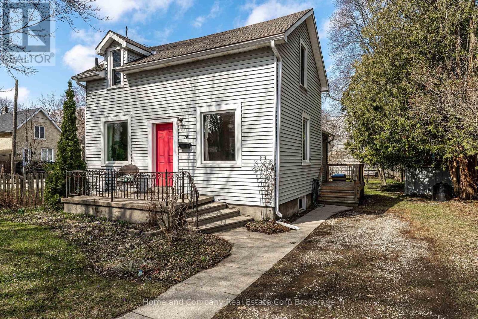 70 DUFFERIN STREET