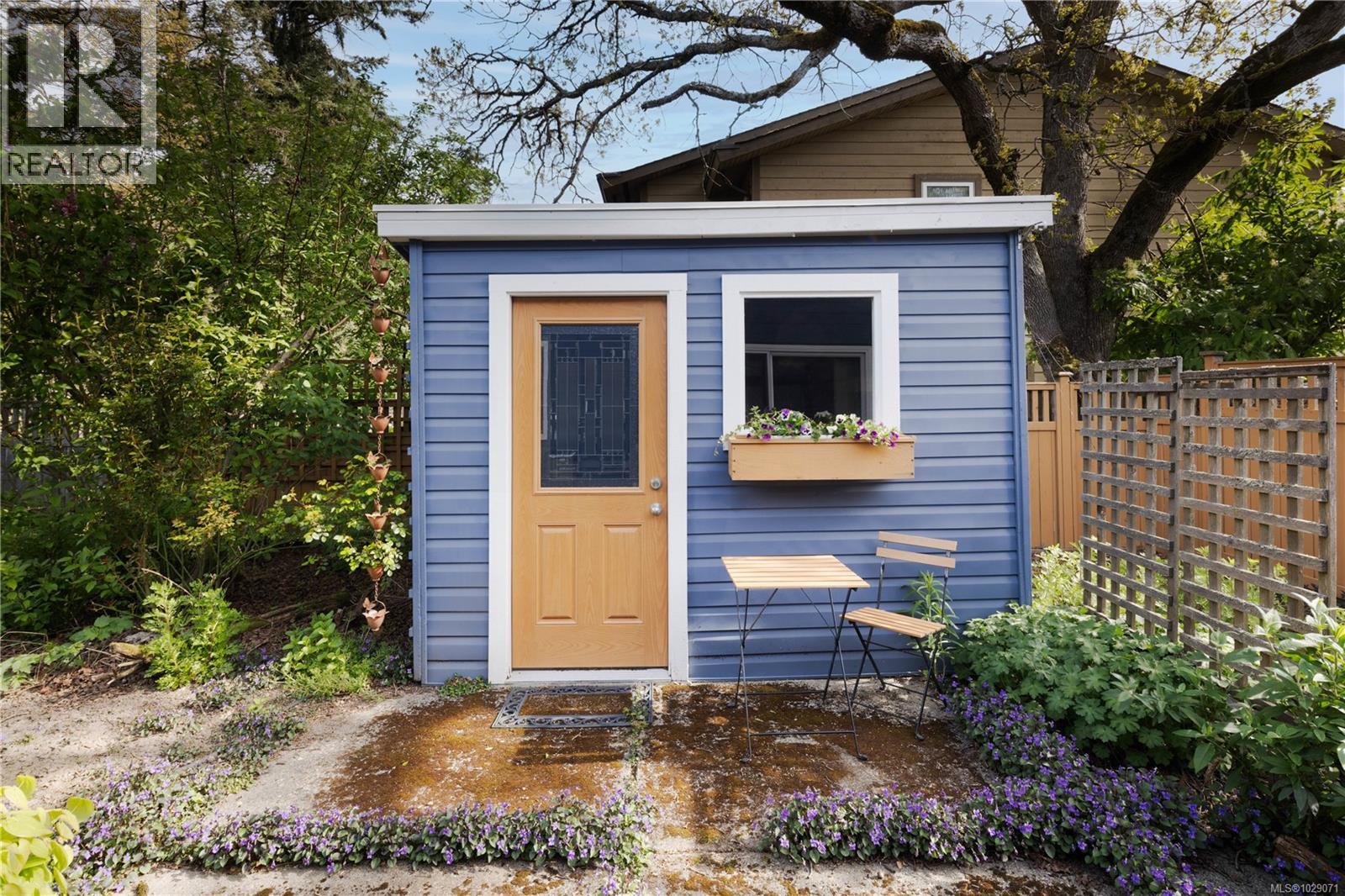 4395 ROBINWOOD DR - 24