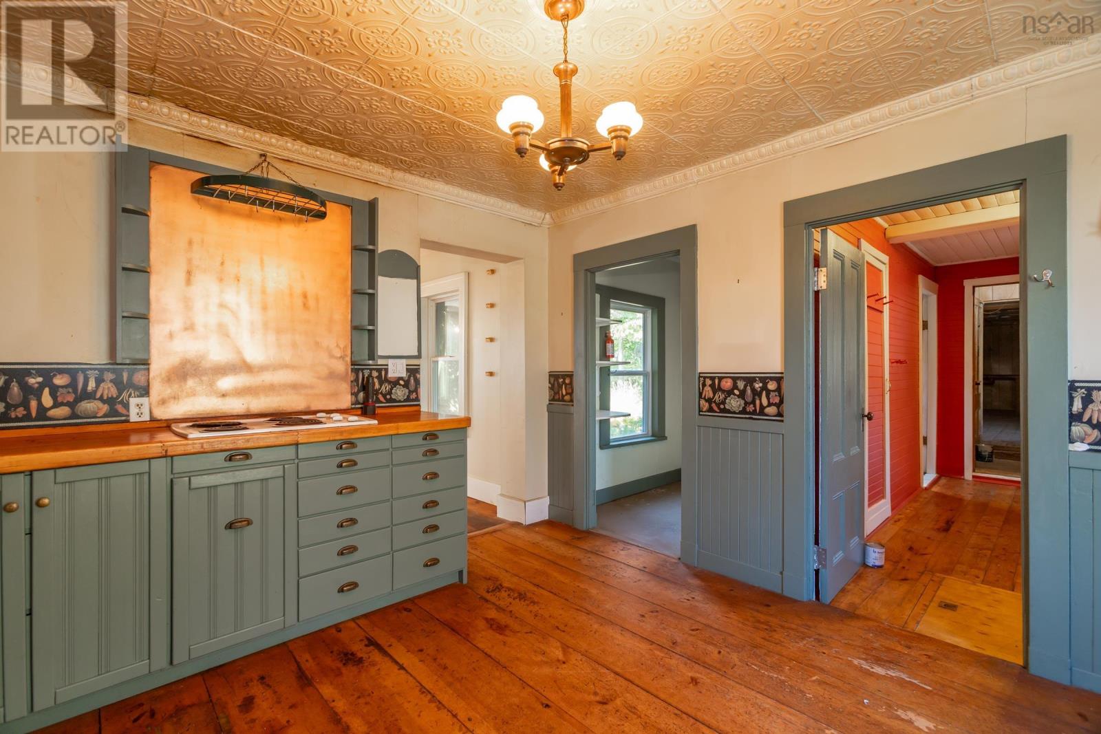 Property 12 of 46 of 1611 Granville Road