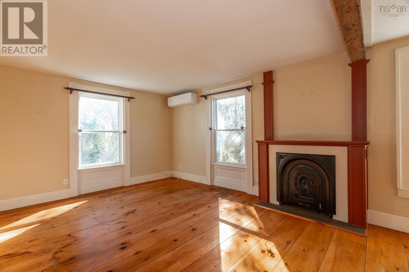 Property 16 of 46 of 1611 Granville Road