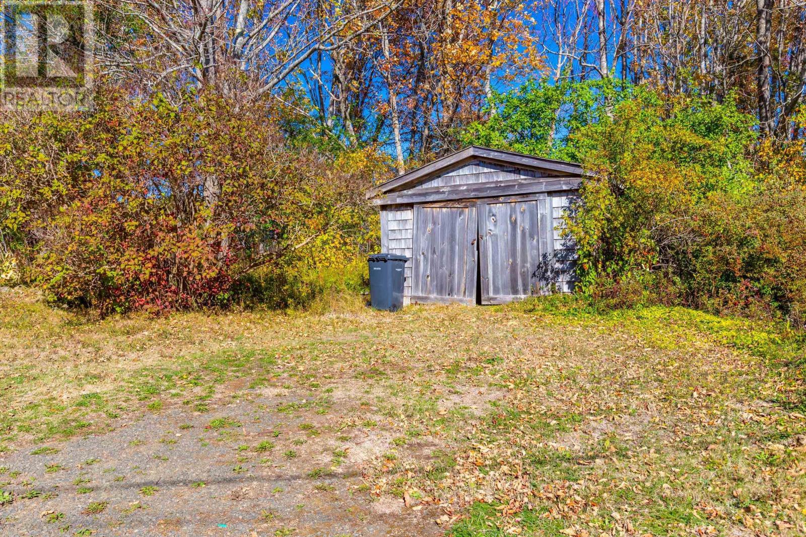 Property 42 of 46 of 1611 Granville Road