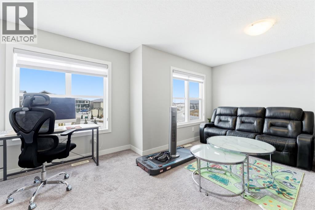 Single Family House for Sale in  Belvedere Point SE Belvedere Calgary 