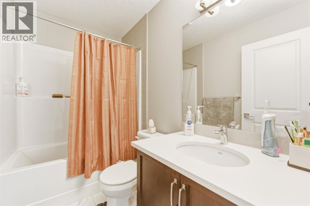 Single Family House for Sale in  Belvedere Point SE Belvedere Calgary 