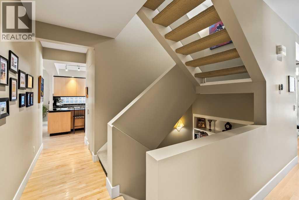 Single Family House for Sale in   Street NW Rosedale Calgary 