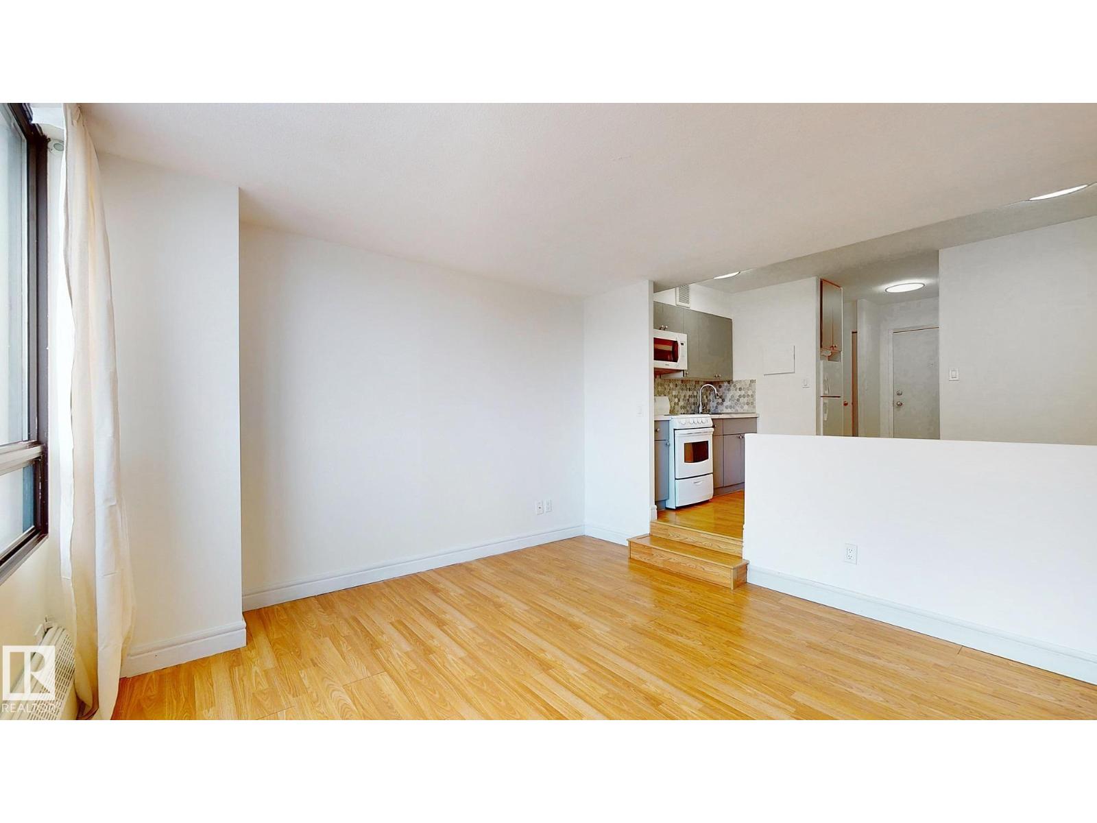 #417 10160 114 ST NW, Edmonton