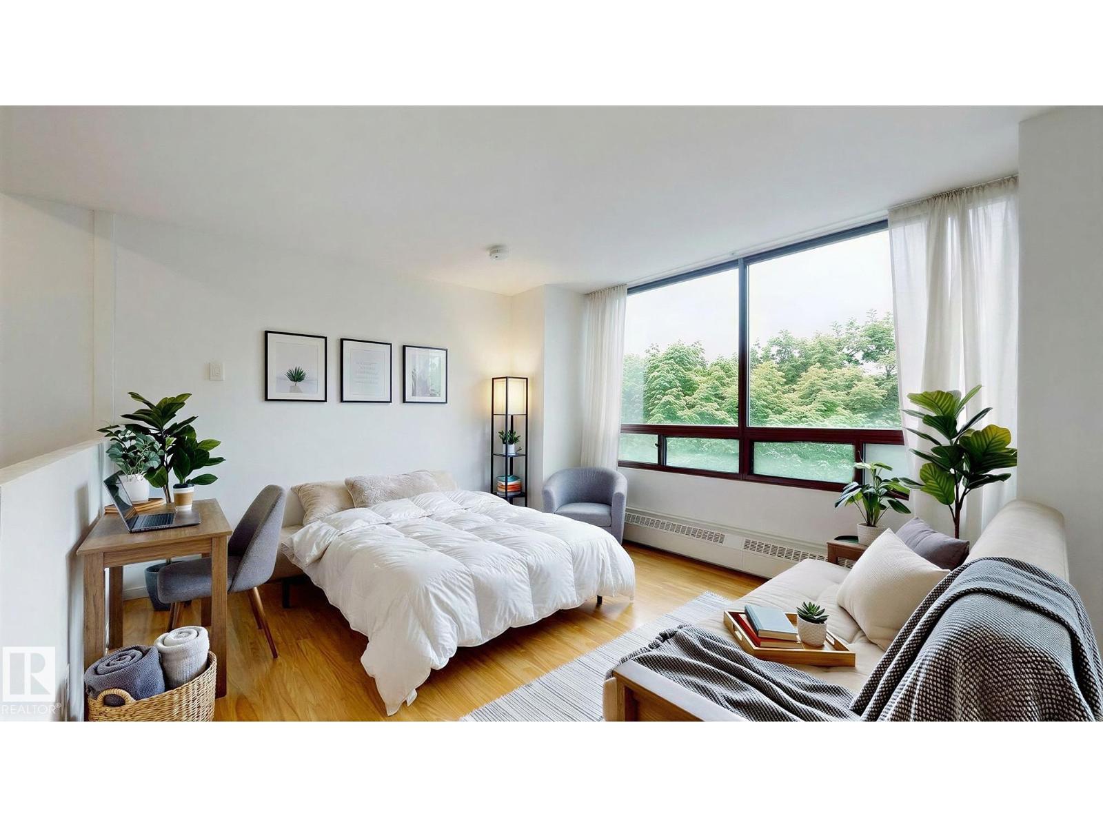 #417 10160 114 ST NW, Edmonton