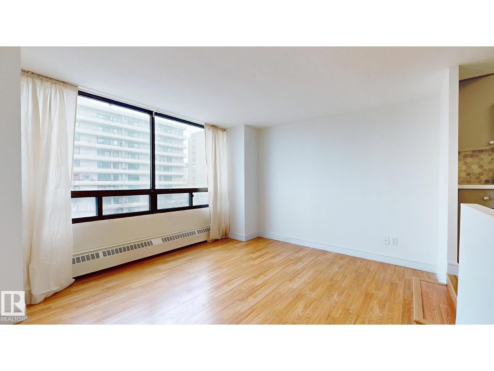 #417 10160 114 ST NW, Edmonton