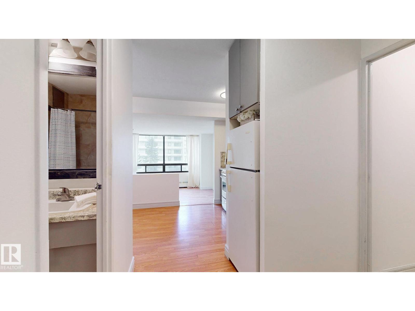 #417 10160 114 ST NW, Edmonton