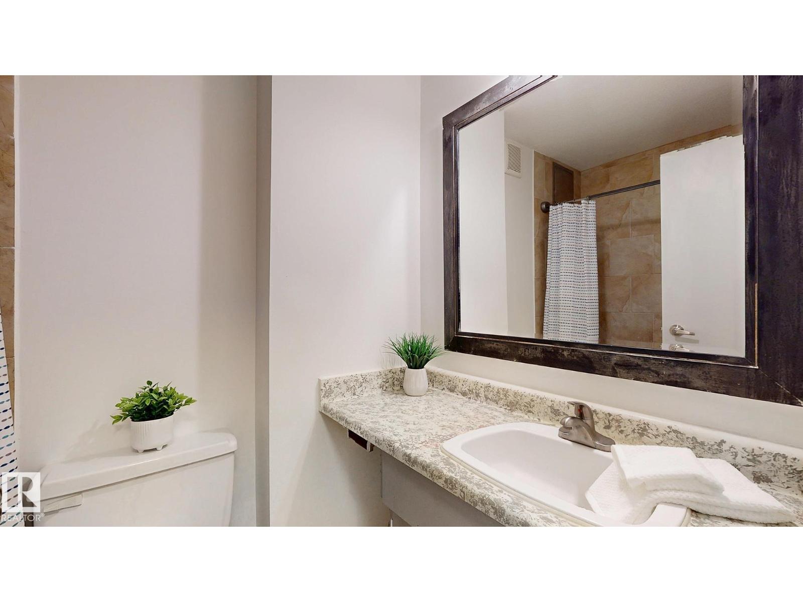 #417 10160 114 ST NW, Edmonton