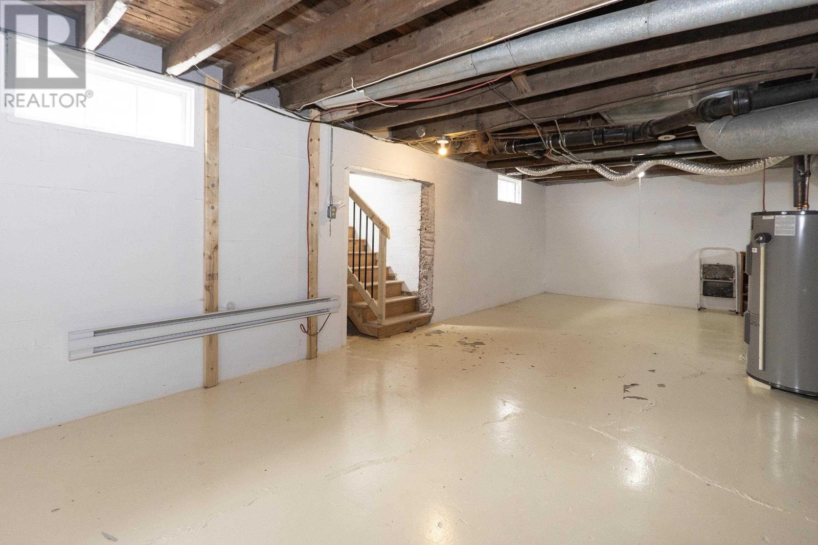 Property 21 of 28 of 15 Chamberlain Street