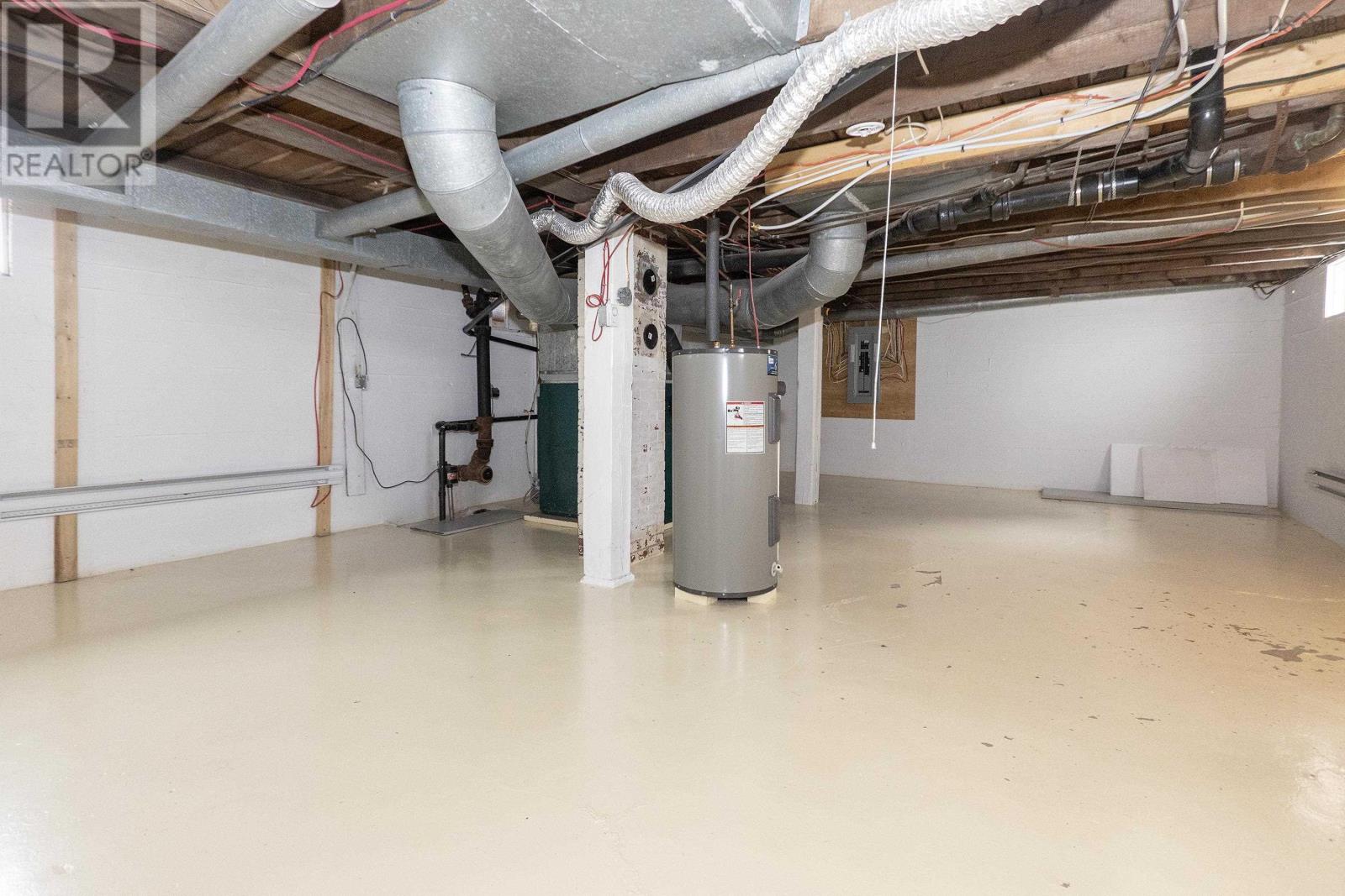 Property 23 of 28 of 15 Chamberlain Street