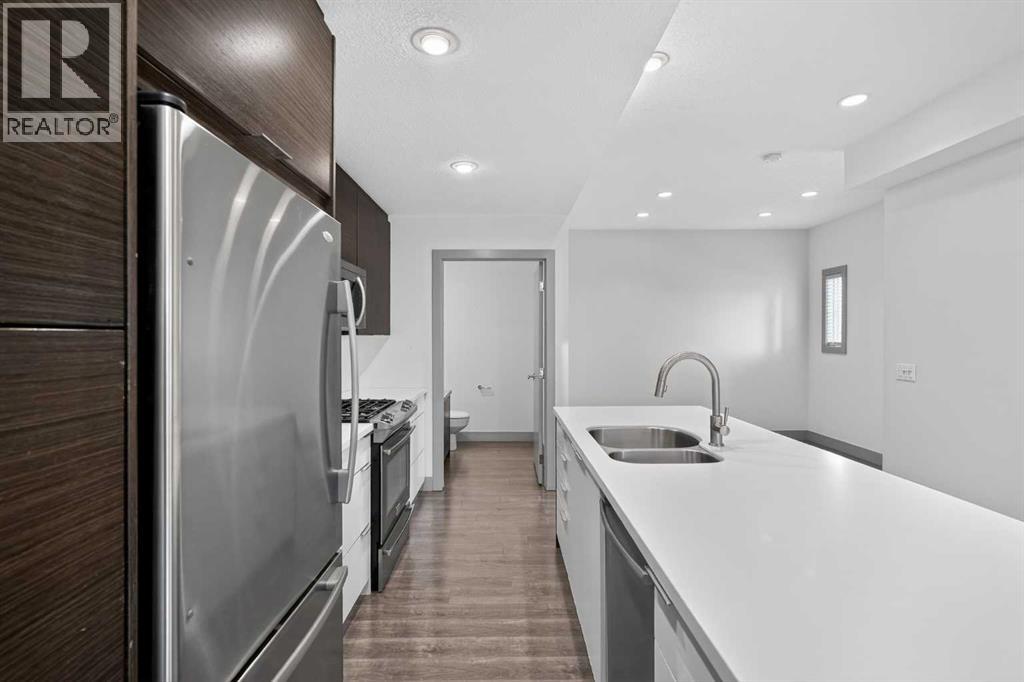 Single Family House Multi-level for Sale in    Avenue SW South Calgary Calgary 