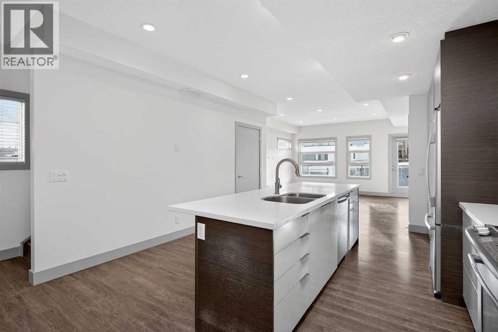 Single Family House Multi-level for Sale in    Avenue SW South Calgary Calgary 