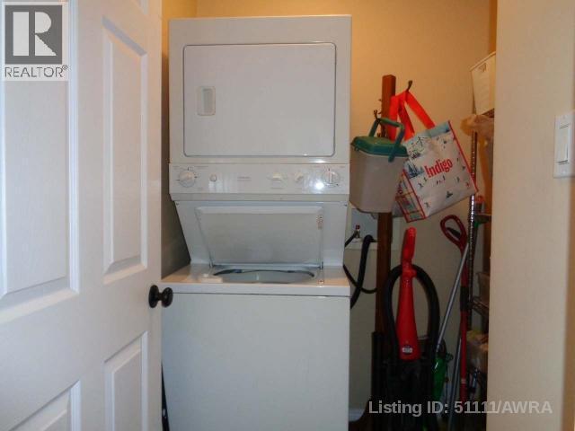 #8 414 41 STREET - 16