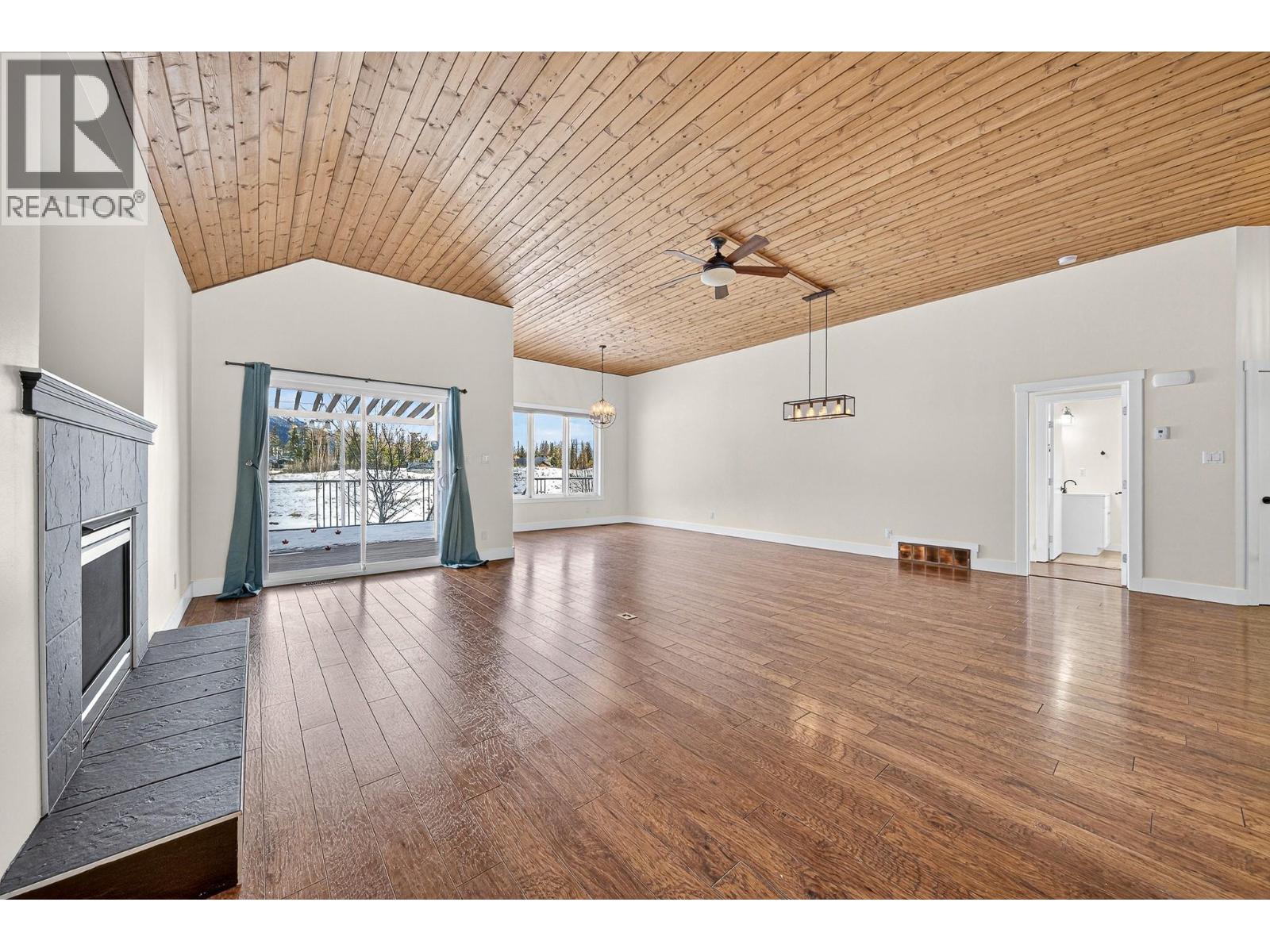 2005 GOLDEN EAGLE Drive, Sparwood