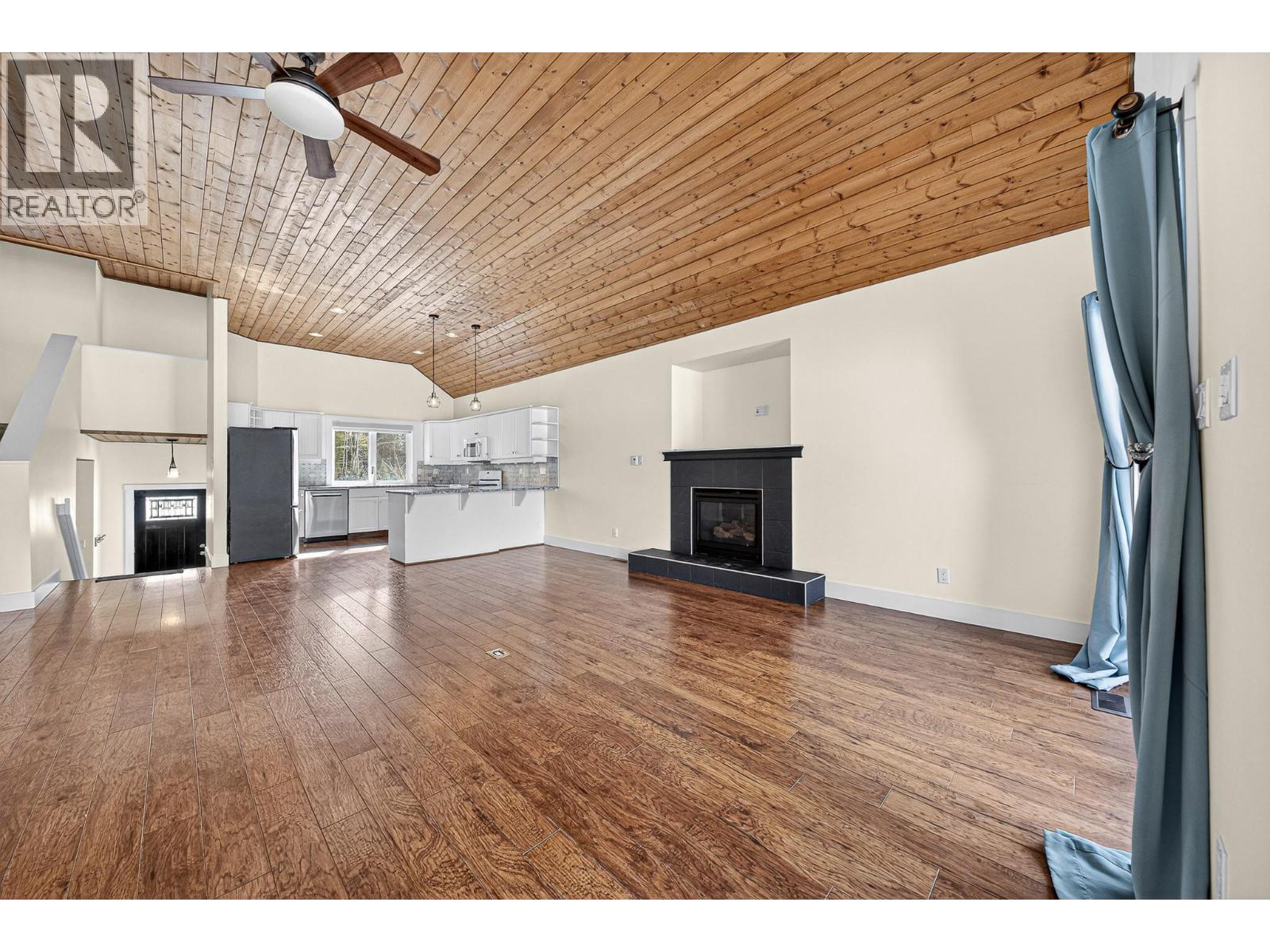 2005 GOLDEN EAGLE Drive, Sparwood