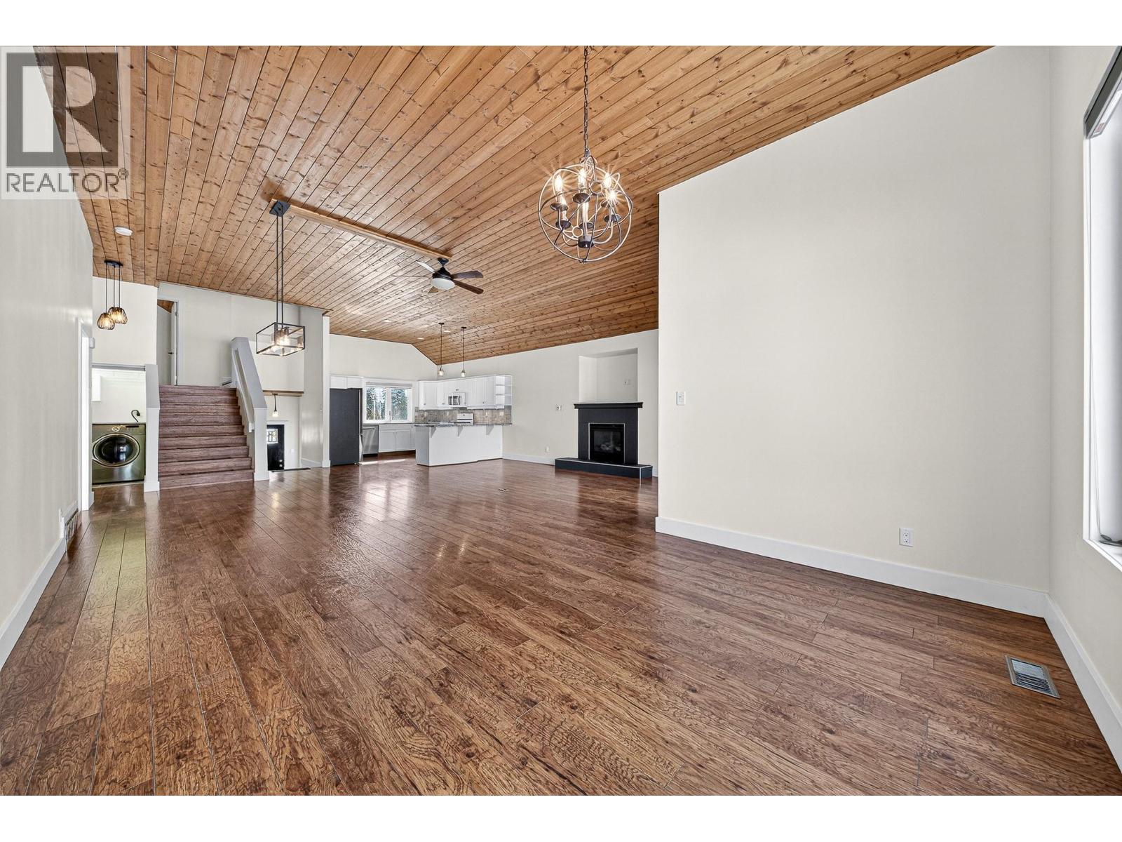 2005 GOLDEN EAGLE Drive, Sparwood