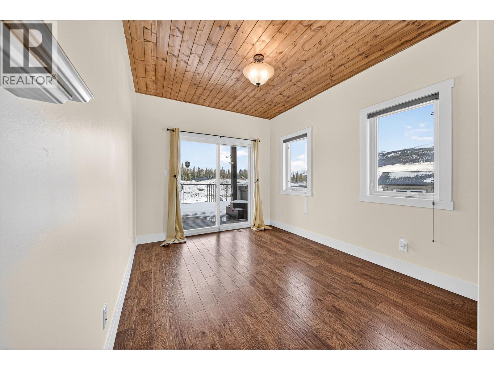 2005 GOLDEN EAGLE Drive, Sparwood