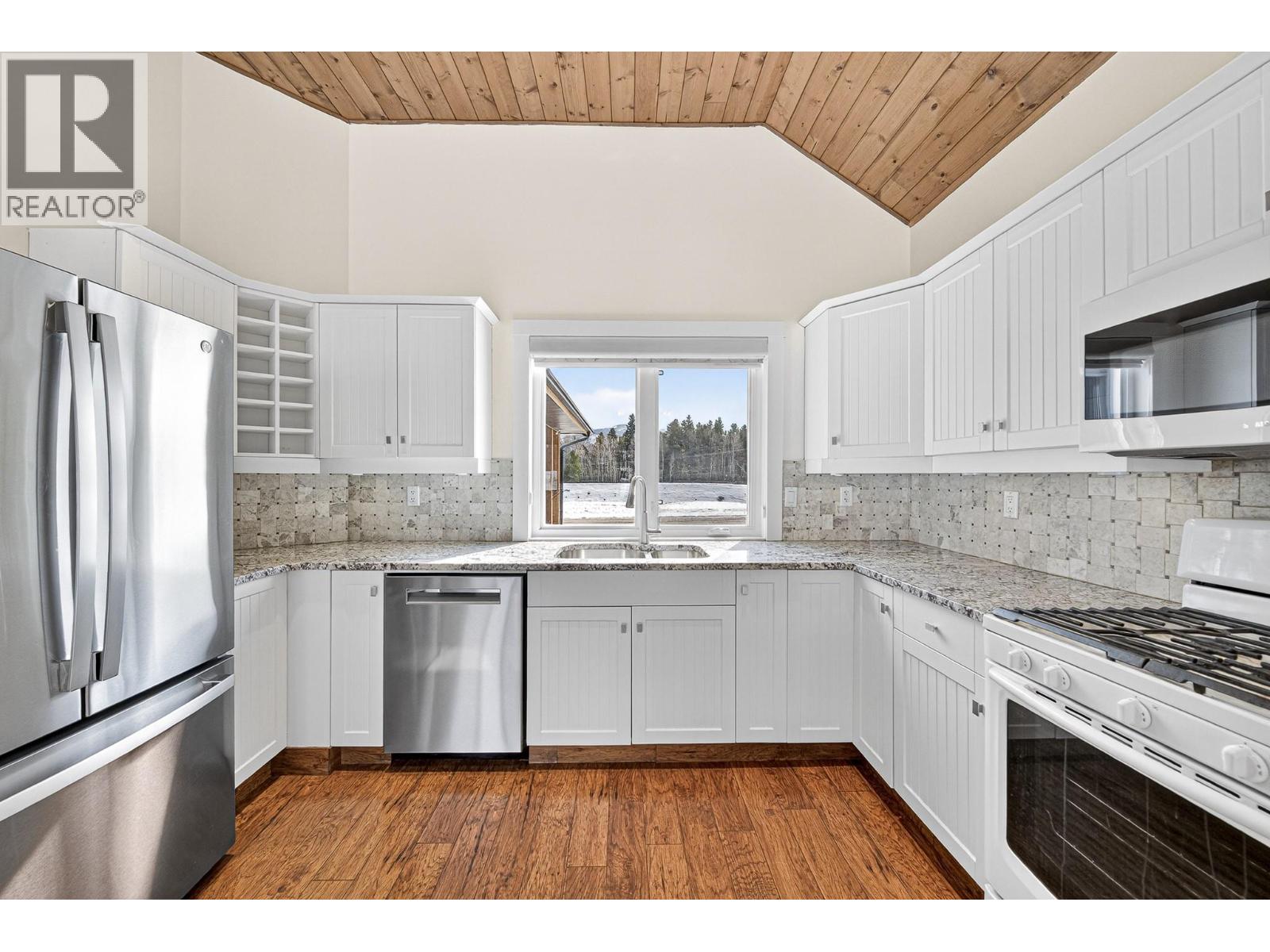 2005 GOLDEN EAGLE Drive, Sparwood