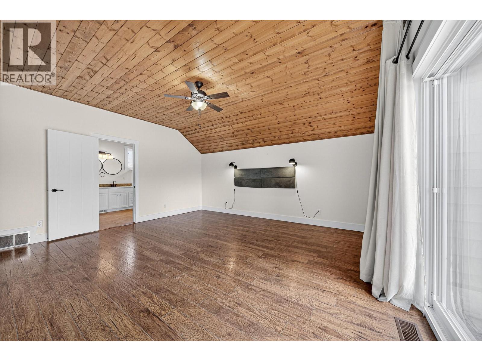 2005 GOLDEN EAGLE Drive, Sparwood