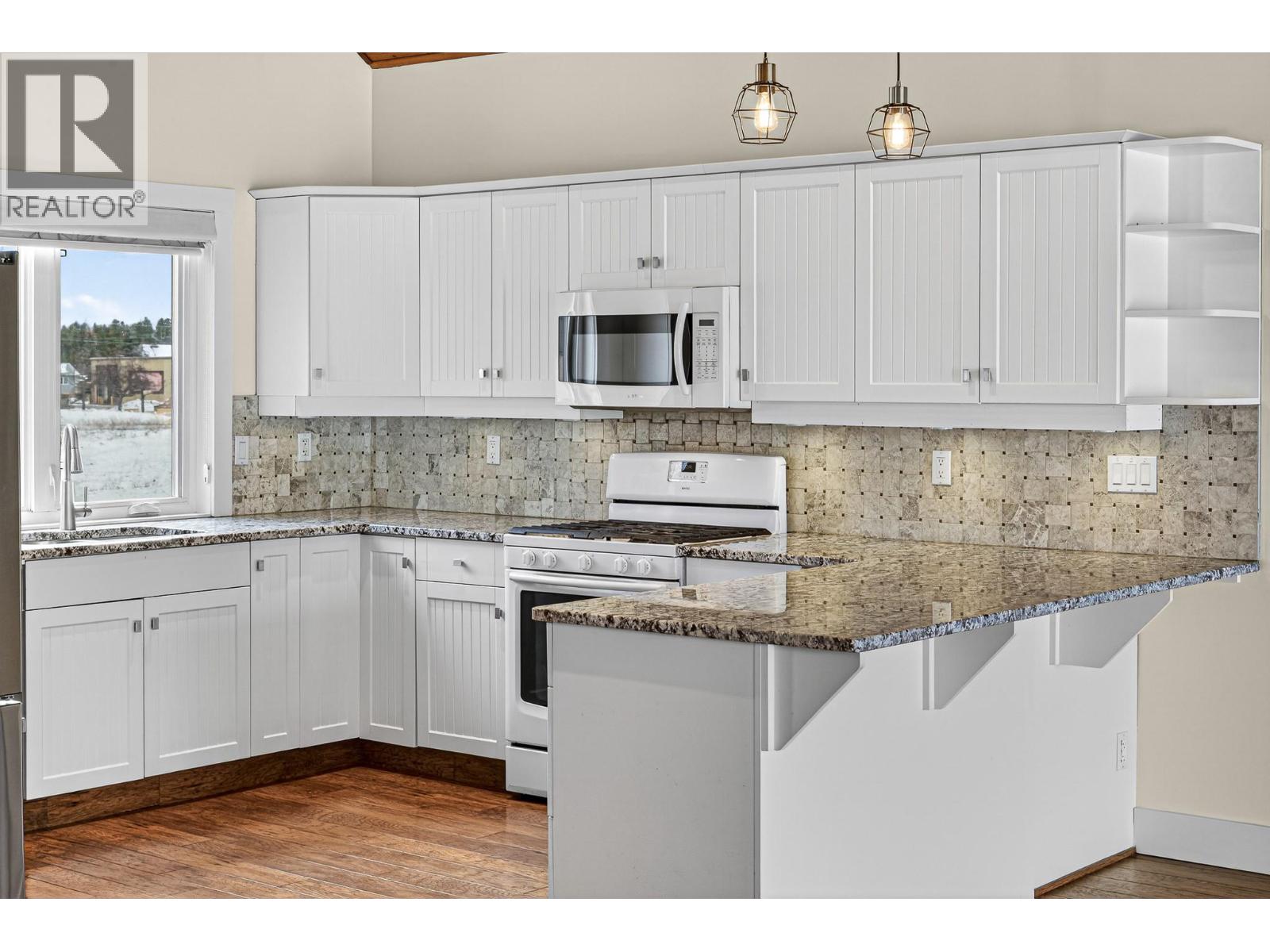 2005 GOLDEN EAGLE Drive, Sparwood