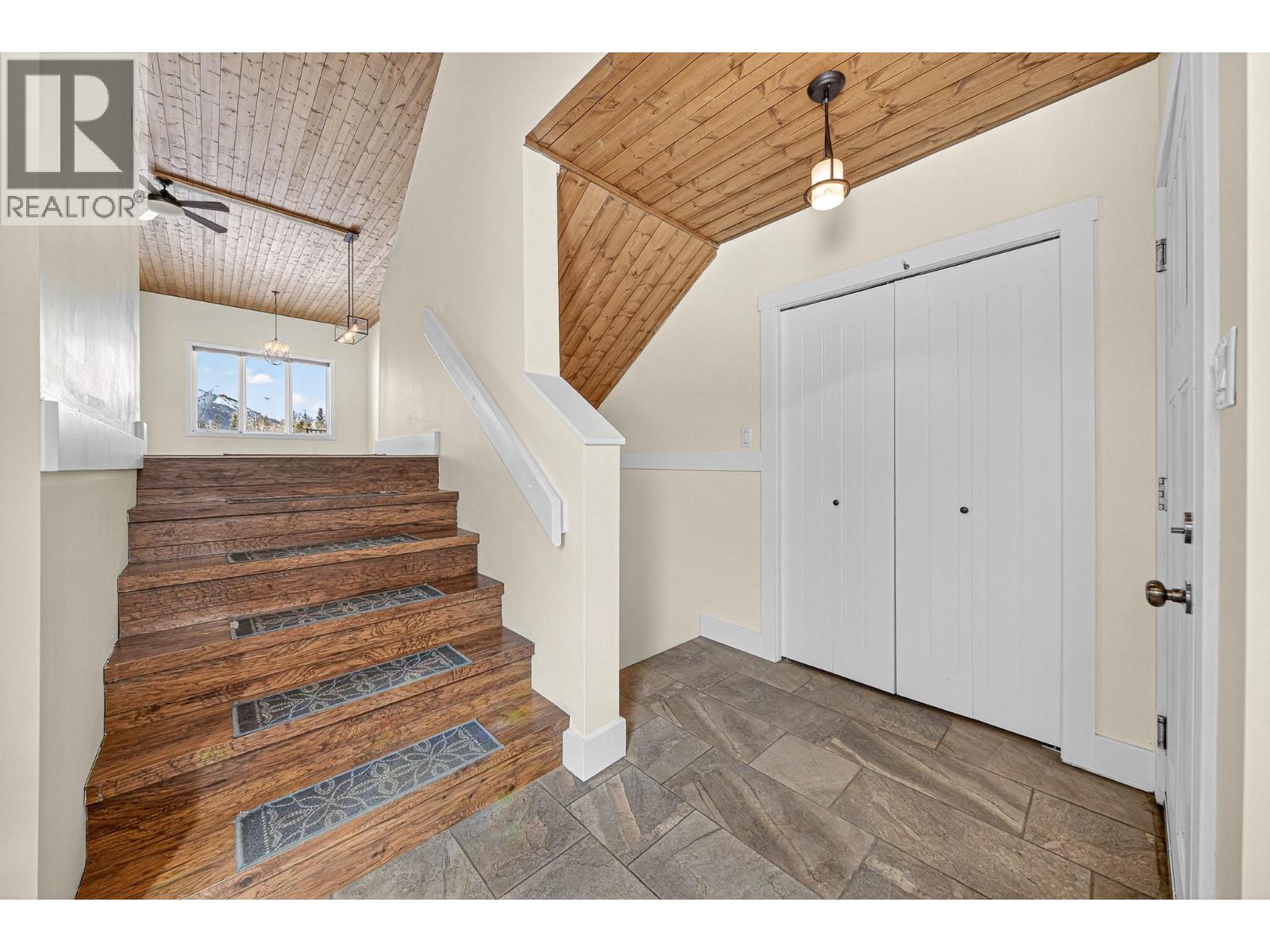 2005 GOLDEN EAGLE Drive, Sparwood