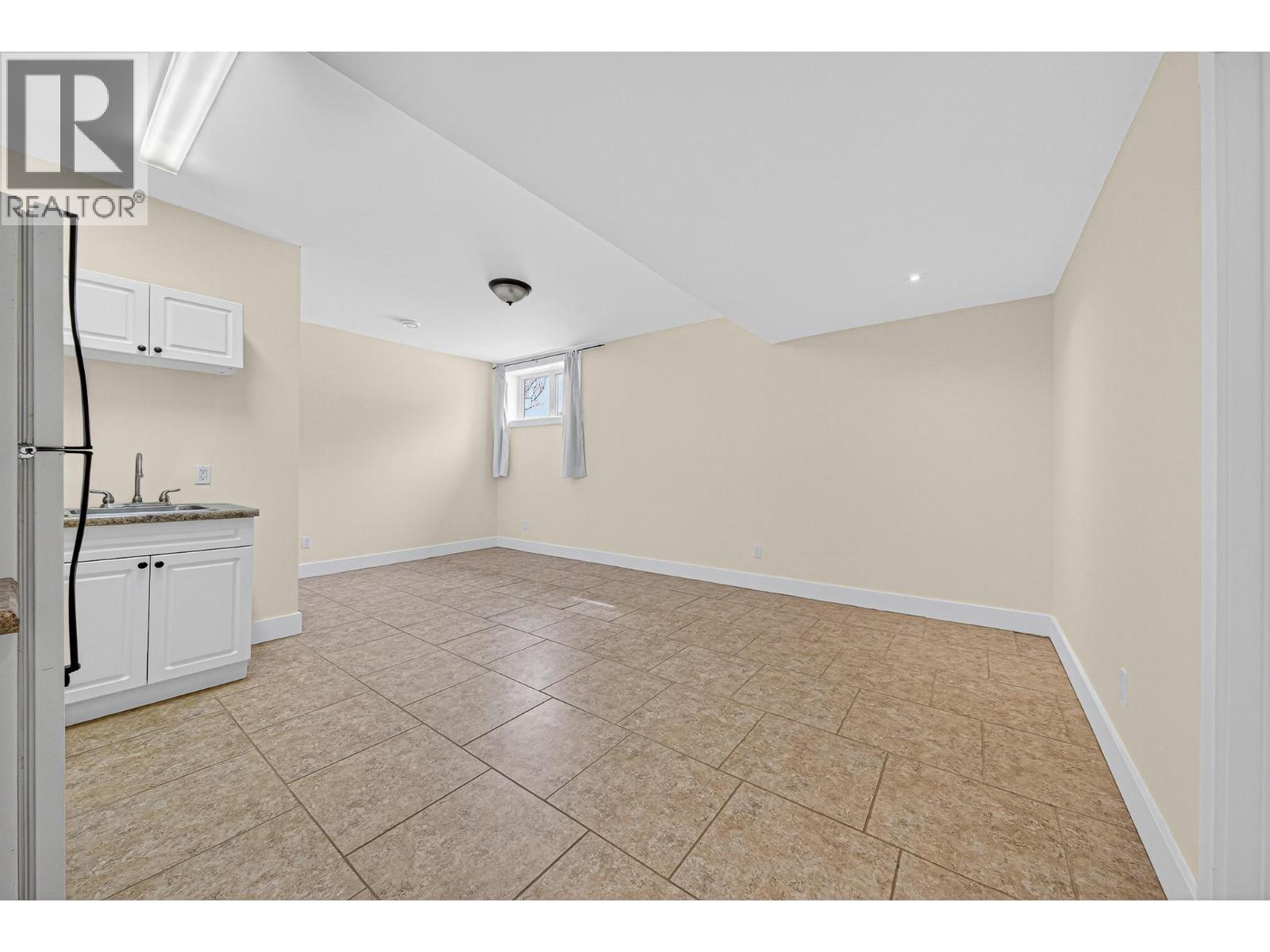 2005 GOLDEN EAGLE Drive, Sparwood