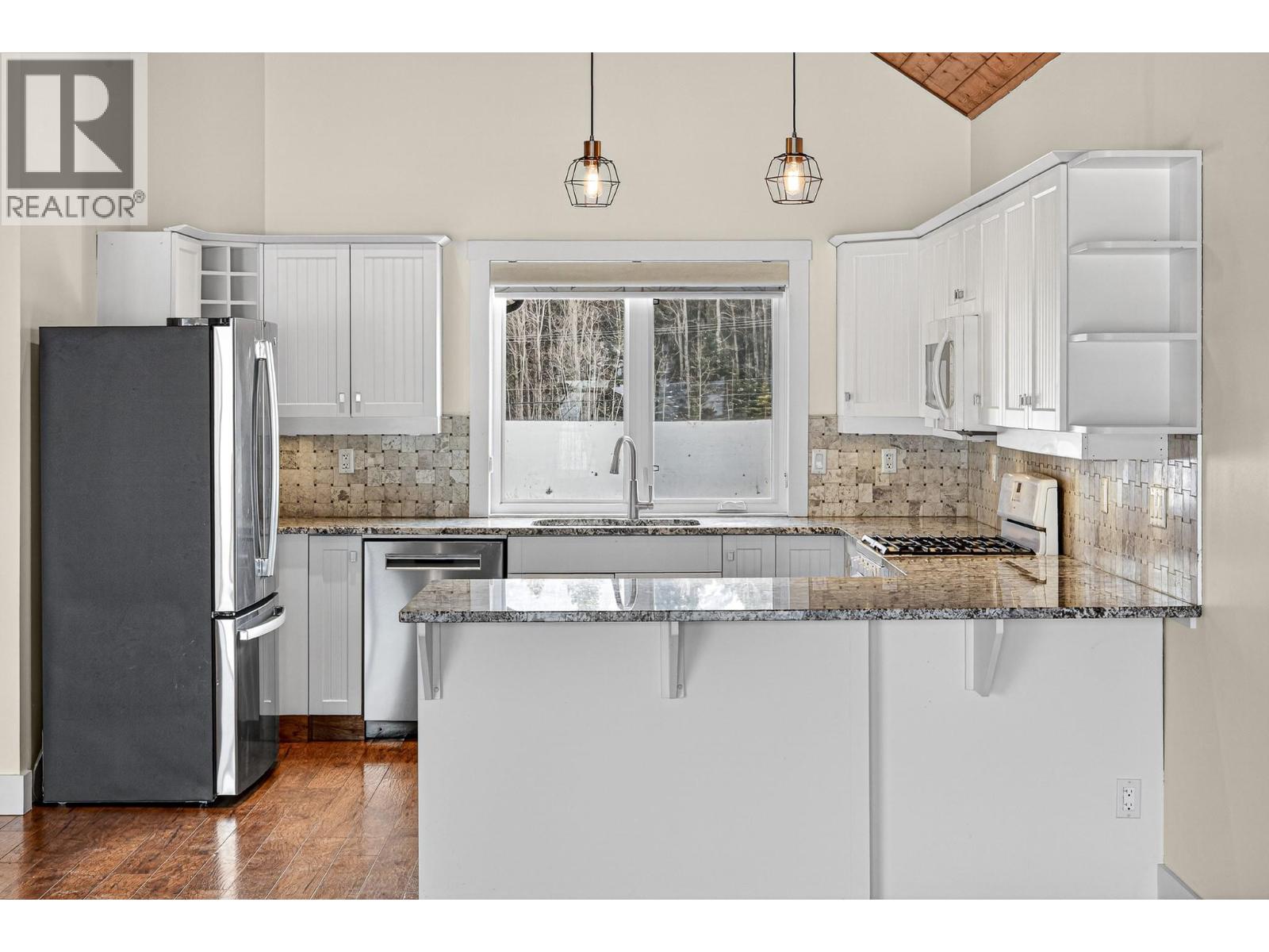 2005 GOLDEN EAGLE Drive, Sparwood