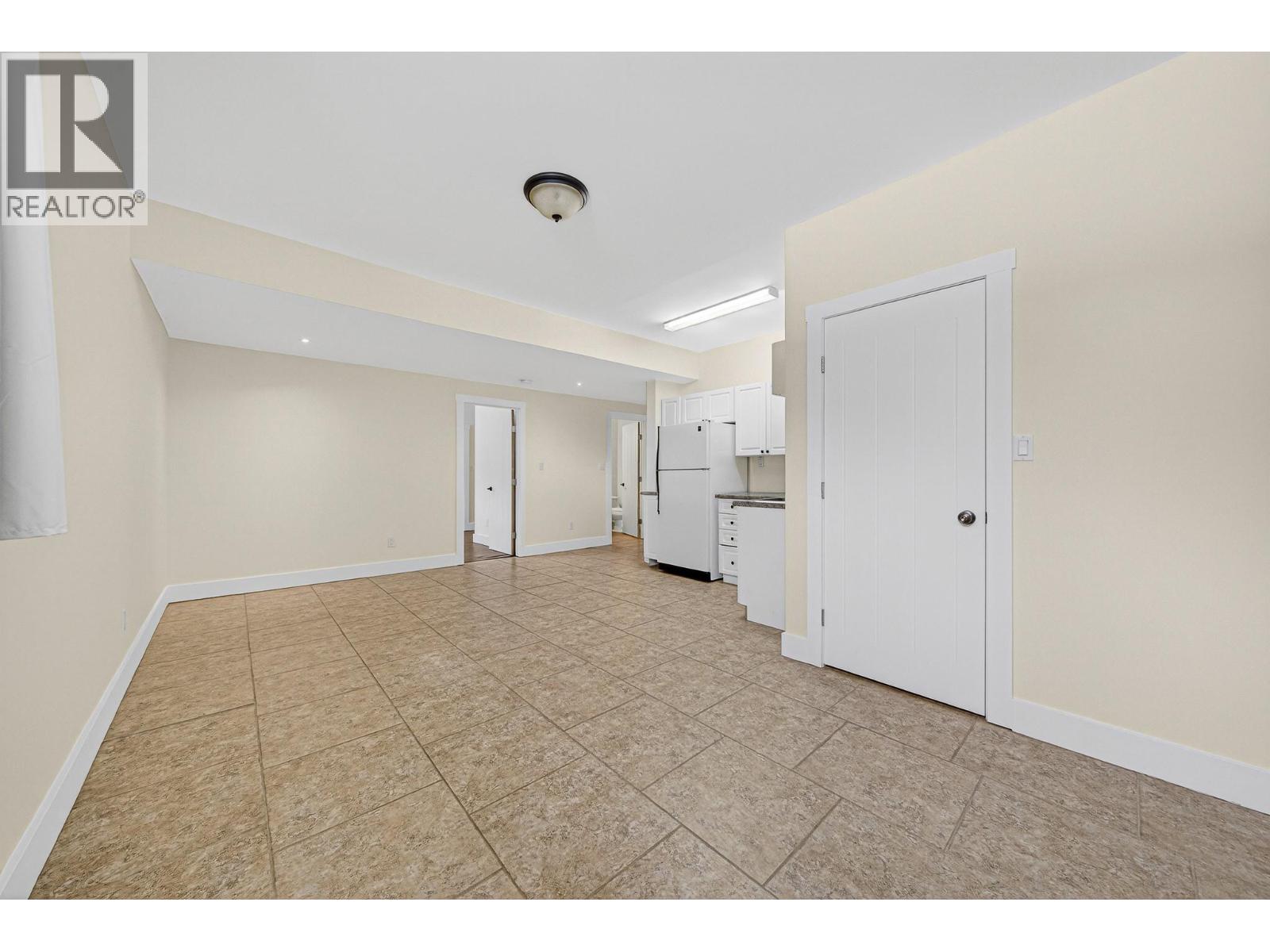 2005 GOLDEN EAGLE Drive, Sparwood