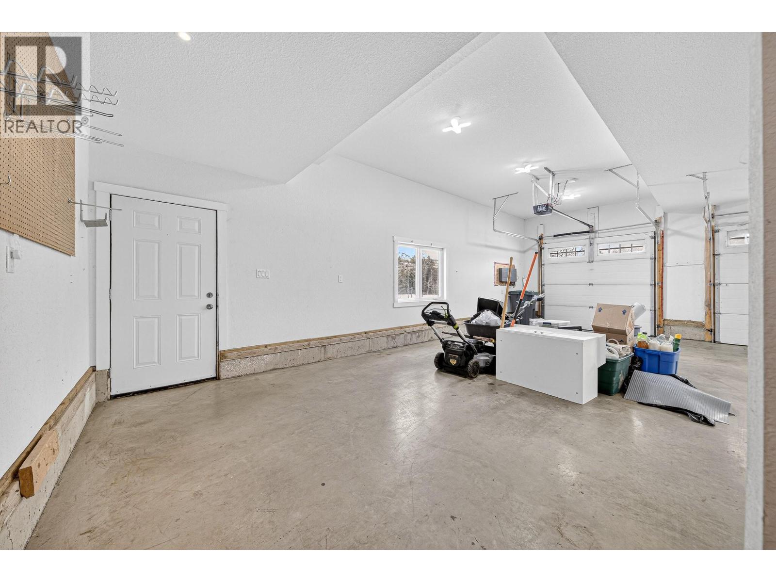 2005 GOLDEN EAGLE Drive, Sparwood