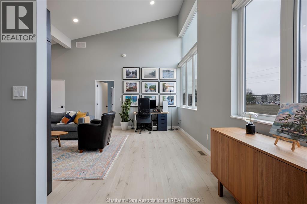 2 RIVERVIEW DRIVE - 12