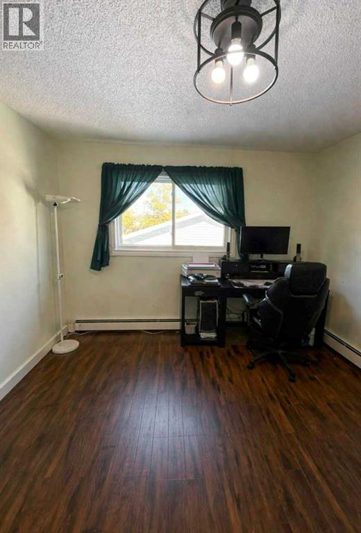 5021 61 Avenue Close, Ponoka