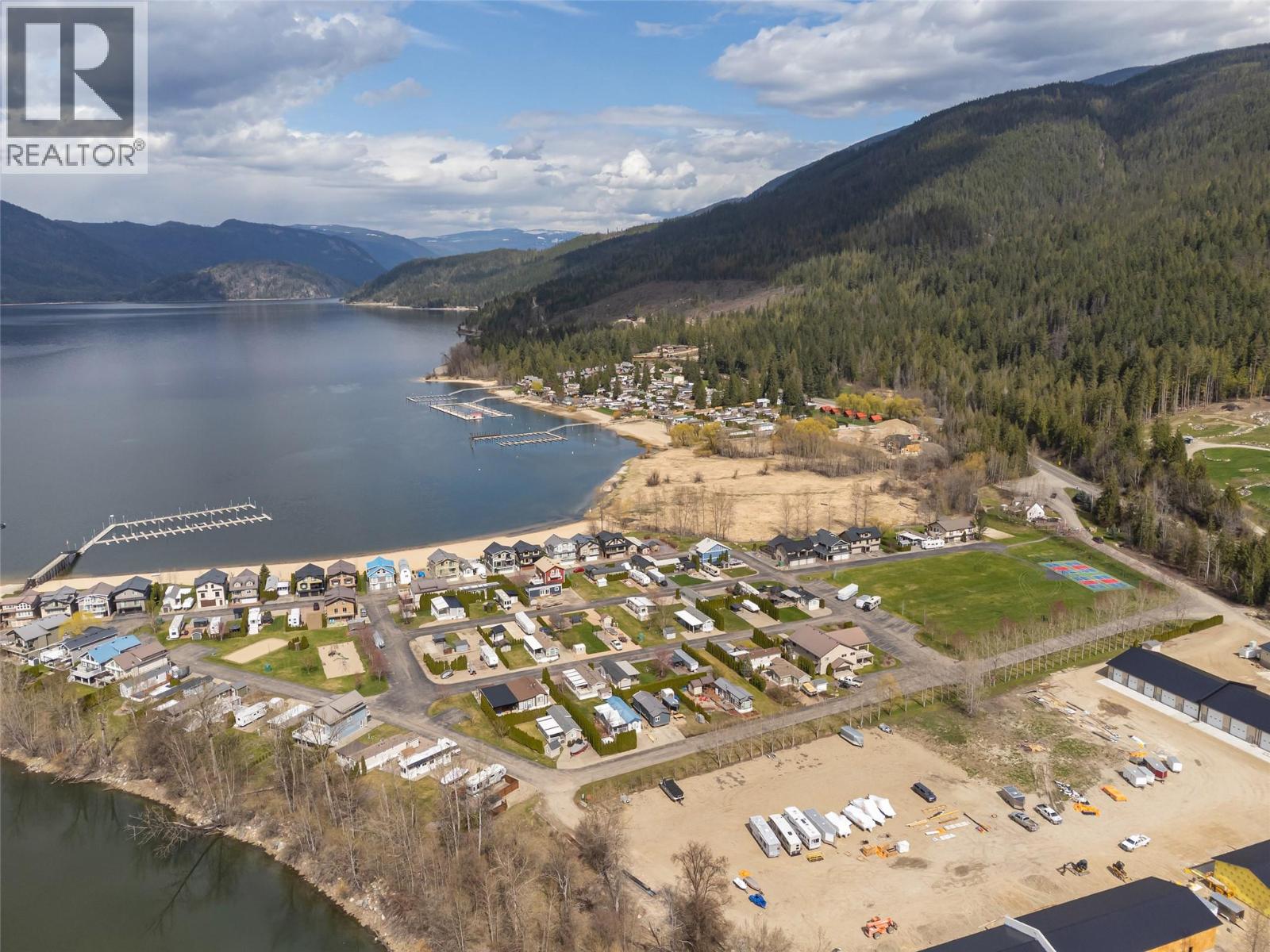 8192 97A Highway Unit# LS44, Mara