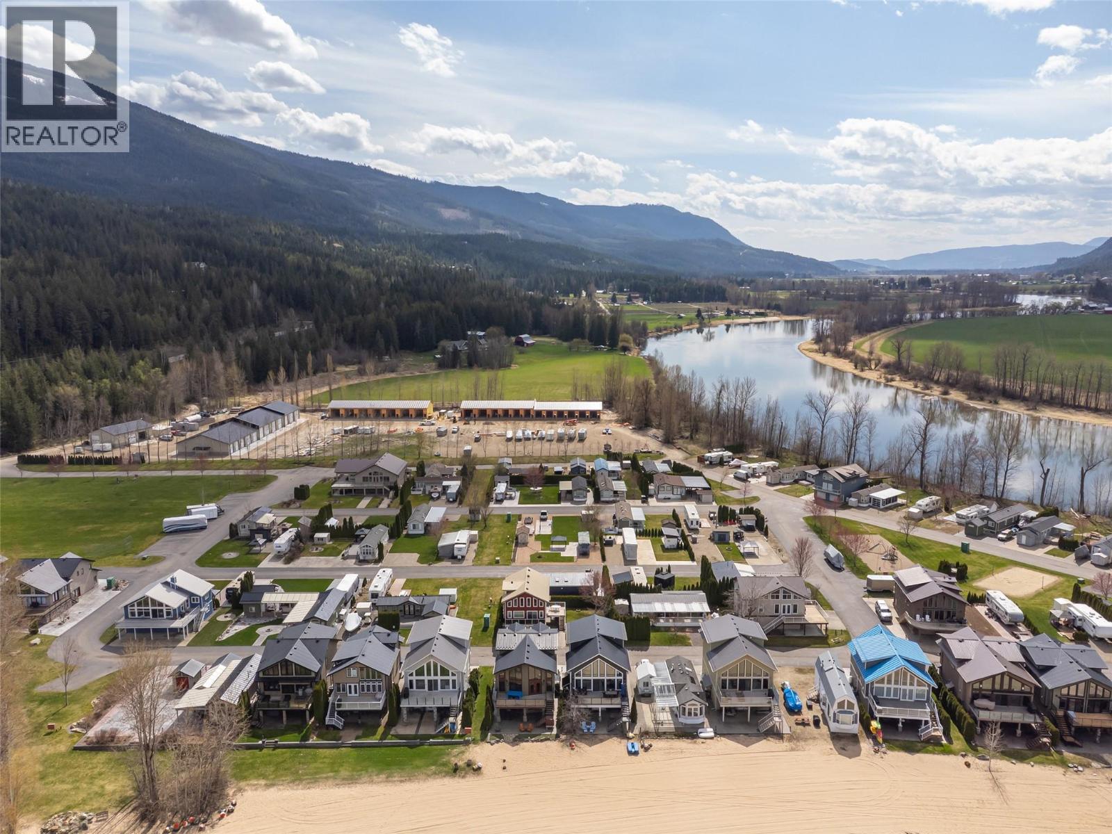 8192 97A Highway Unit# LS44, Mara