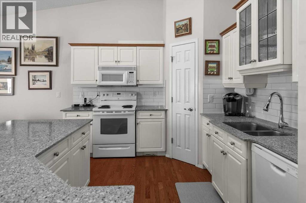 Single Family House for Sale in  Valley Ridge Heights NW Valley Ridge Calgary 