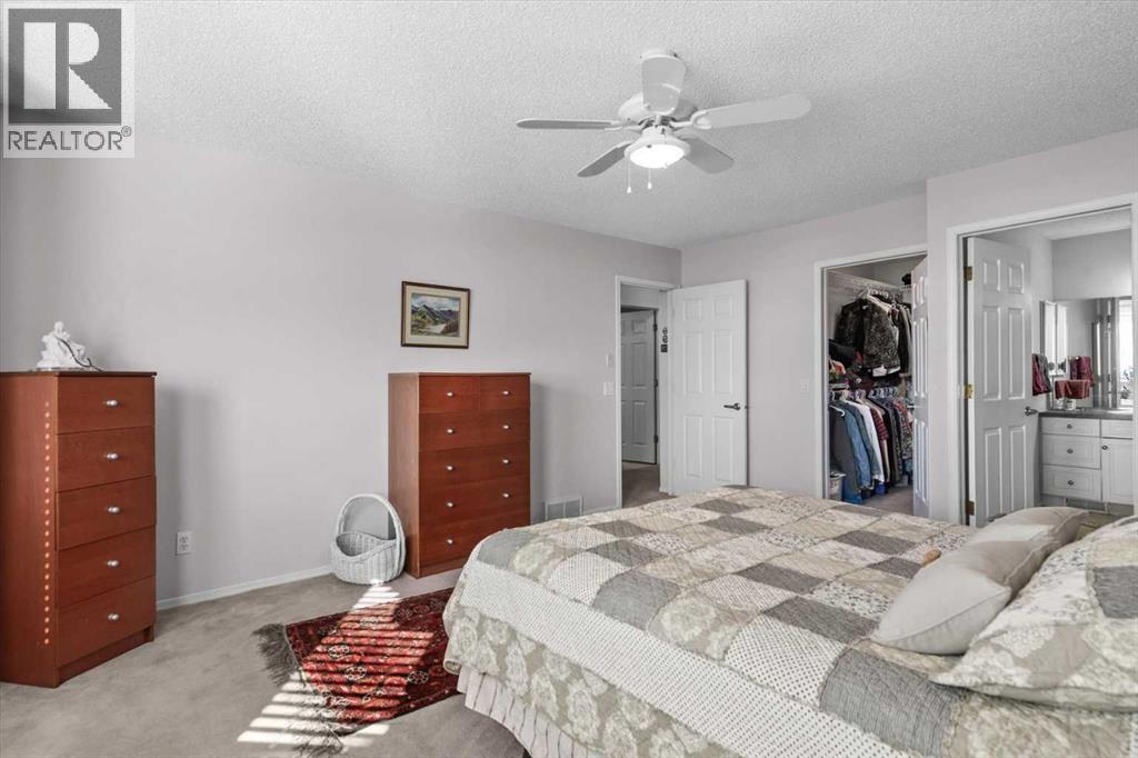 Single Family House for Sale in  Valley Ridge Heights NW Valley Ridge Calgary 