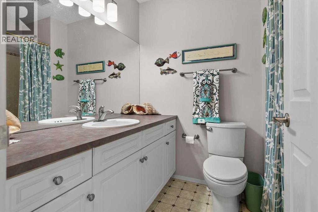 Single Family House for Sale in  Valley Ridge Heights NW Valley Ridge Calgary 