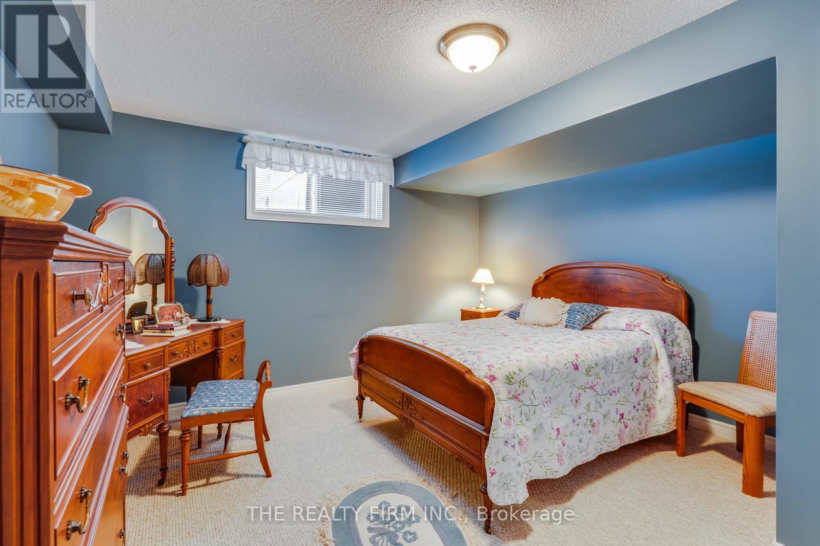 57 - 44 EDGEVALLEY ROAD Property Photo