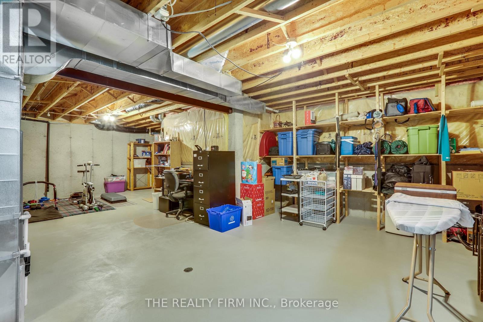 57 - 44 EDGEVALLEY ROAD Property Photo