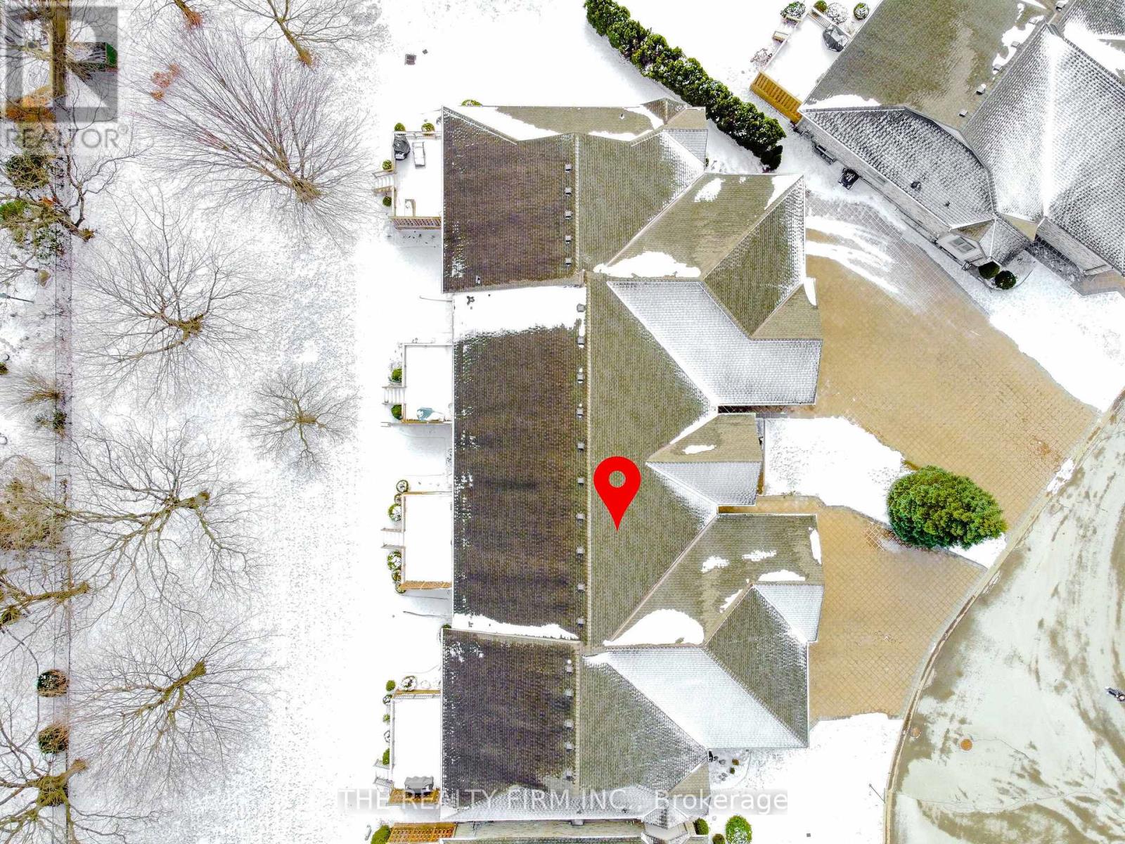 57 - 44 EDGEVALLEY ROAD Property Photo