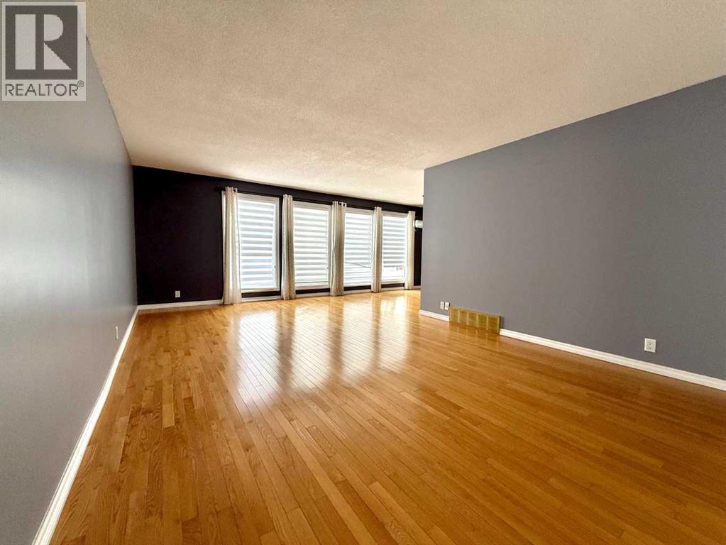 128 Romar Street, Fort McMurray