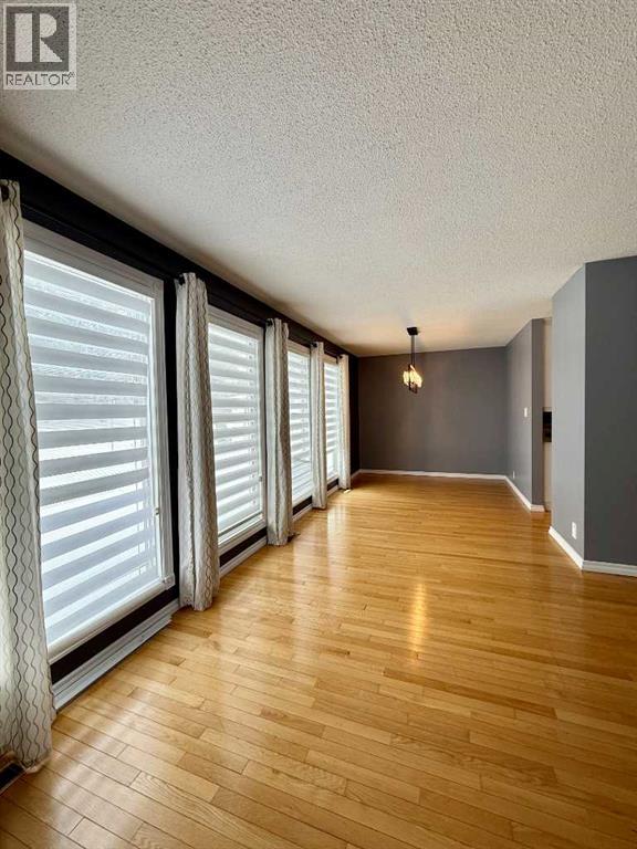 128 Romar Street, Fort McMurray